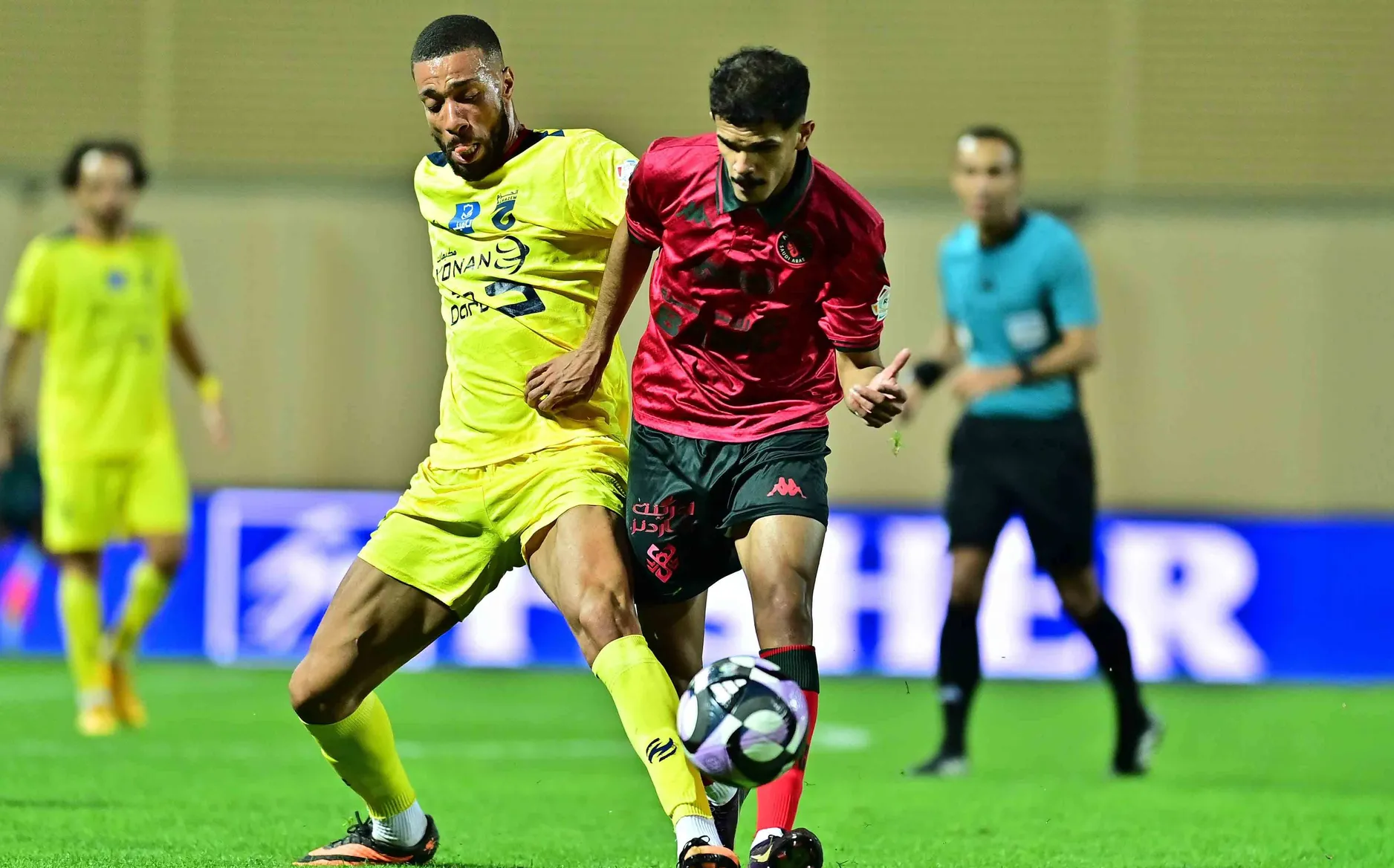 ديربي الرس.. صراع المراوغات وأحلام التاريخ بين الحزم والخلود