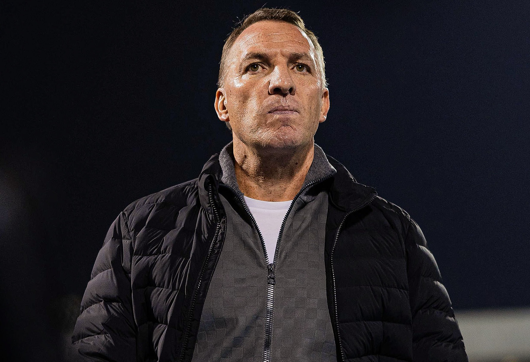 مدرب القادسية يتوعد الأهلي ويشيد بإيفان توني